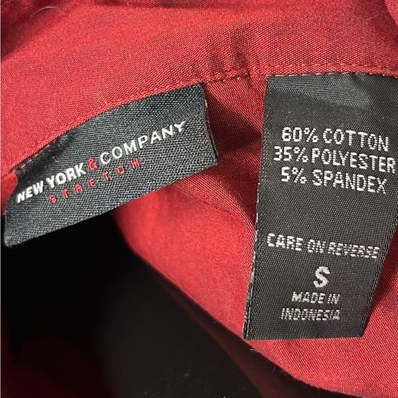 Crimson Red NY & Co Button Down Tailored French Cuff Blouse Small - Picture 5 of 7